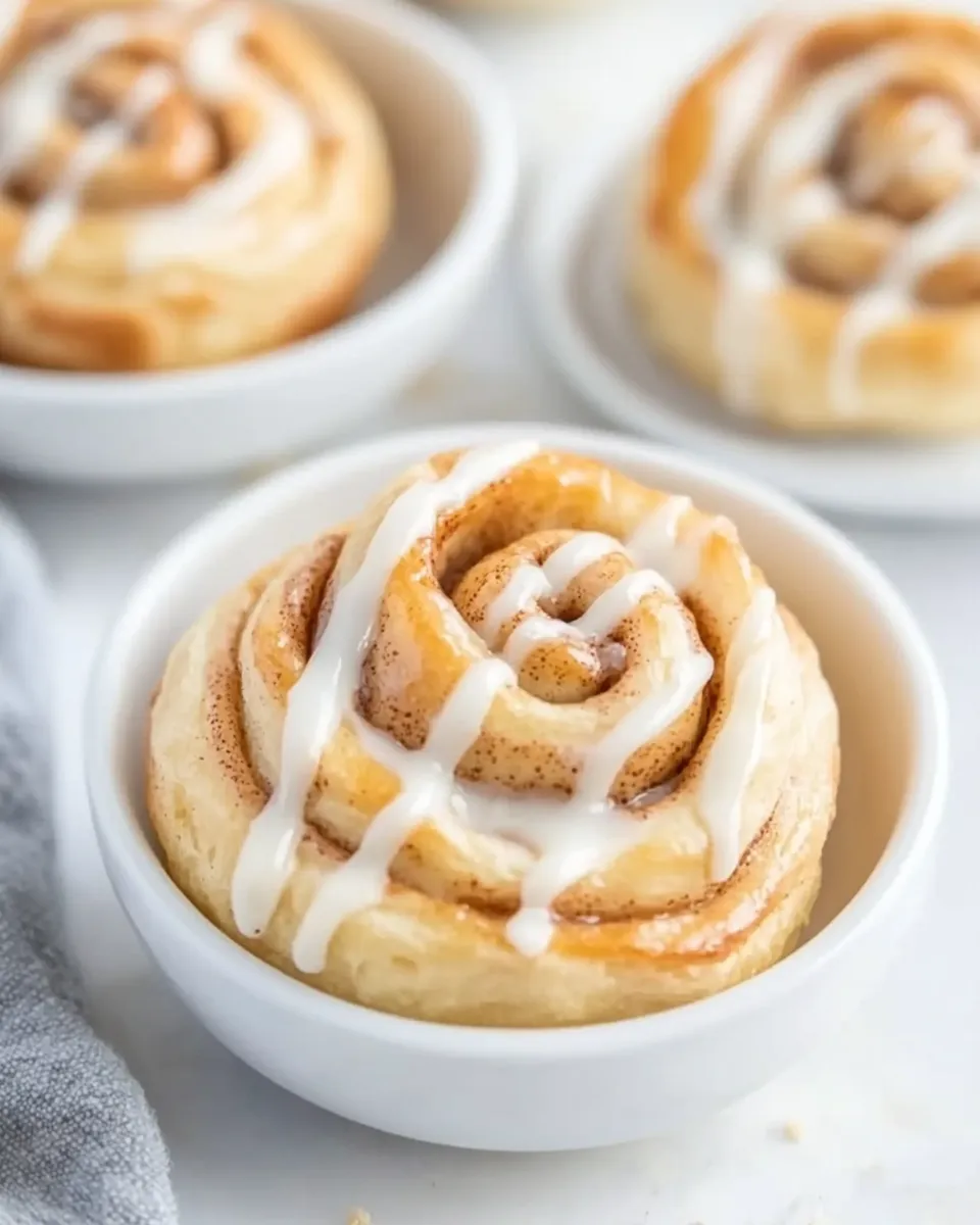 Easy Puff Pastry Cinnamon Rolls recipe photo