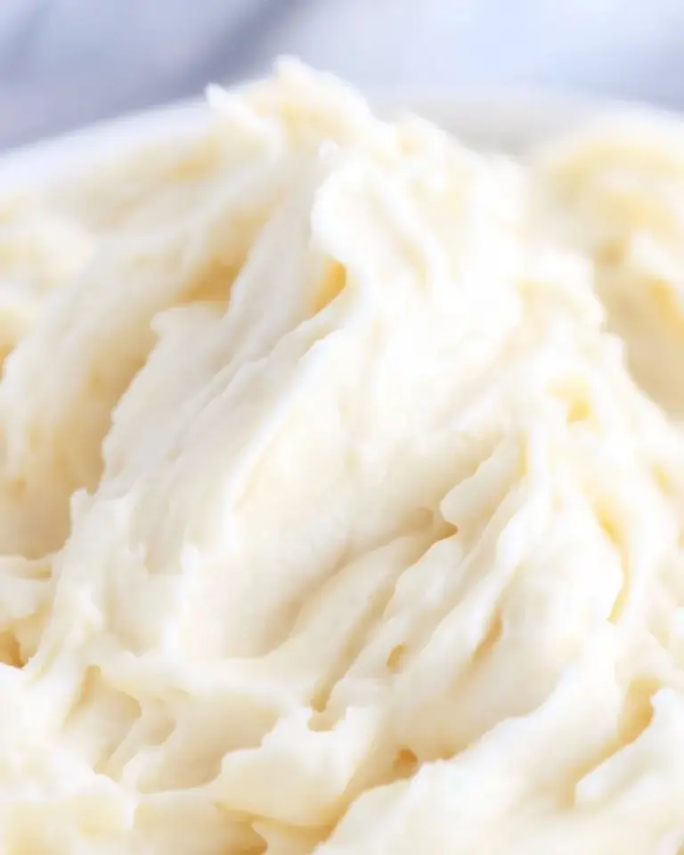 Homemade Best Vanilla Frosting photo