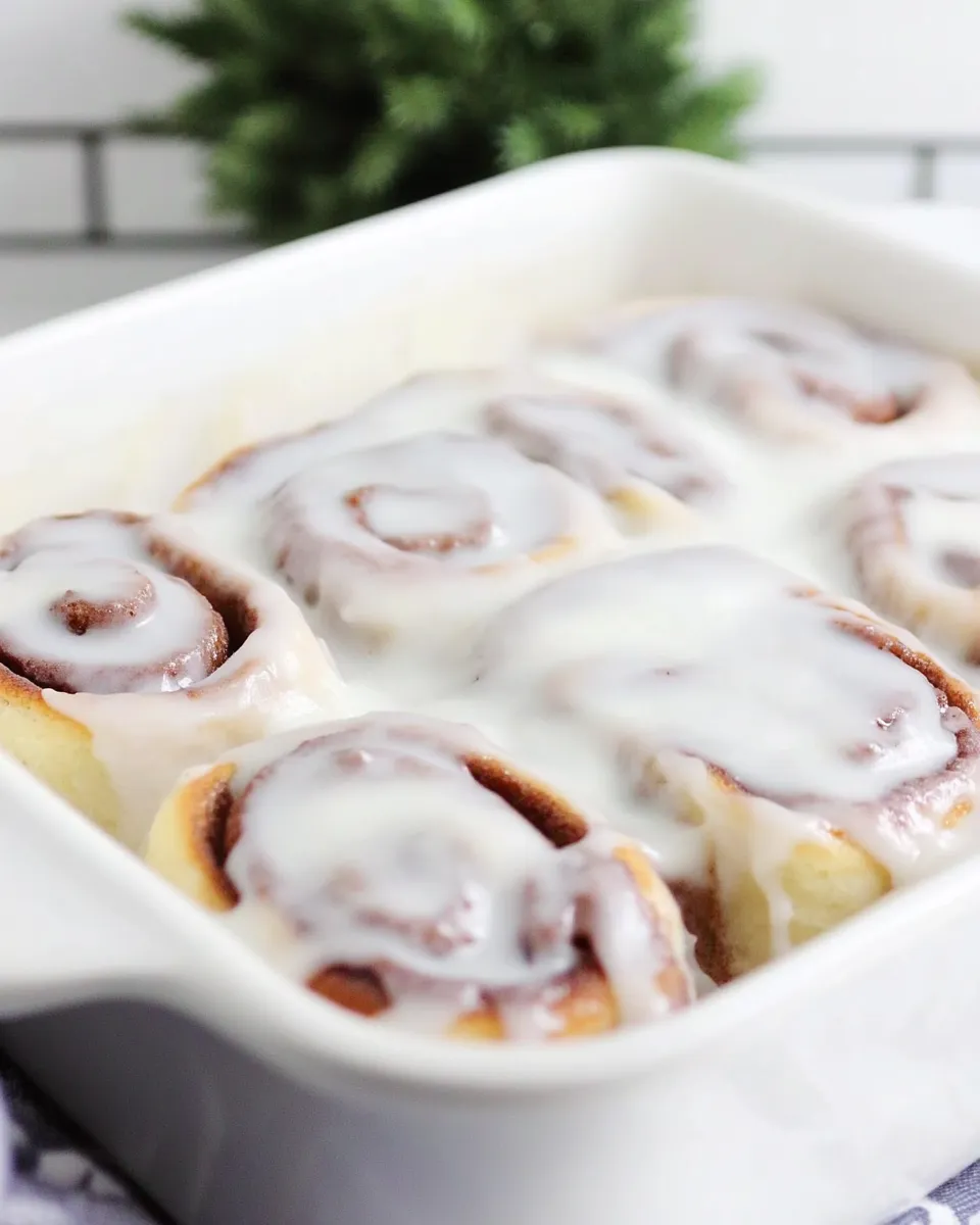 Homemade Cinnamon Roll Icing photo