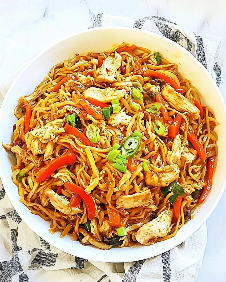 Easy Easy Chicken Yakisoba Recipe recipe photo
