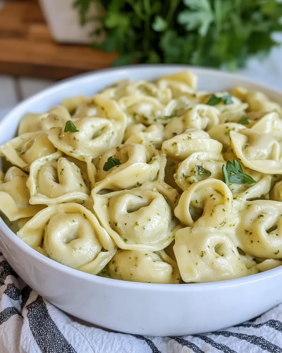 Easy Creamy Pesto Tortellini recipe photo