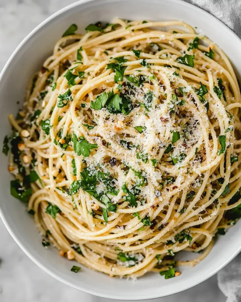 Homemade Spelt Spaghetti with Parsley and Garlic Oil photo