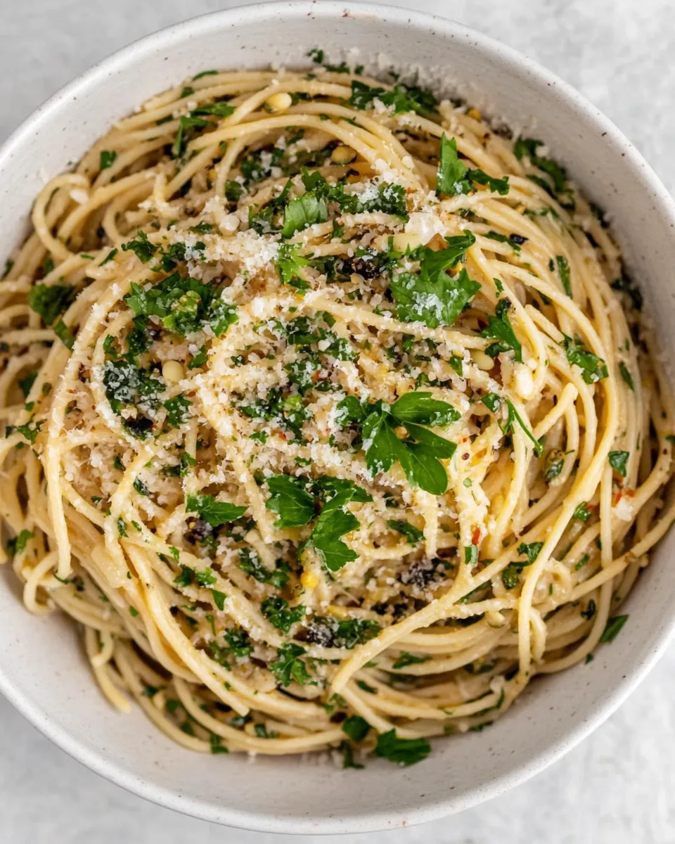 Classic Spelt Spaghetti with Parsley and Garlic Oil image