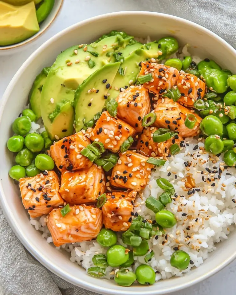 Delicious Spicy Salmon Maki Bowls recipe photo